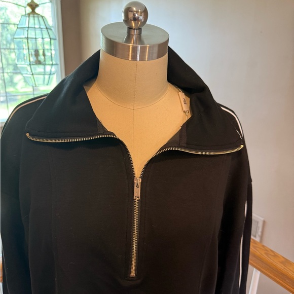 NWT- Elie by Tahari- Black Half-Zip Sweater with white pinstripe detailing- XL - Picture 3 of 12